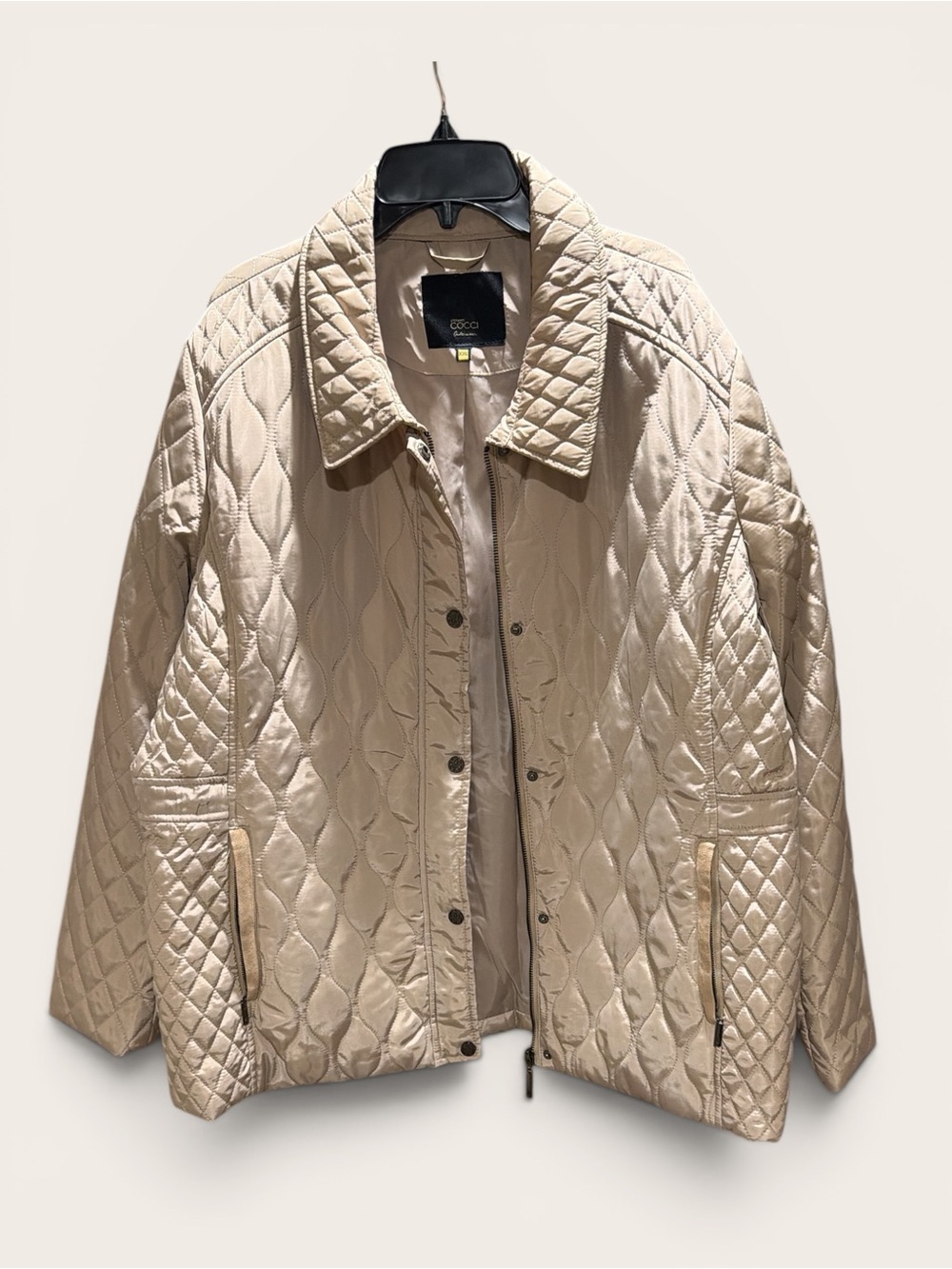 Beige Quilted Puffer Jacket with Classic Collar - Women's